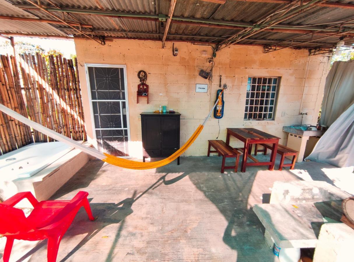 Casa Lili Luxury Valladolid "Fast Wifi, Hot Water, Kitchen & Tv" Exterior photo